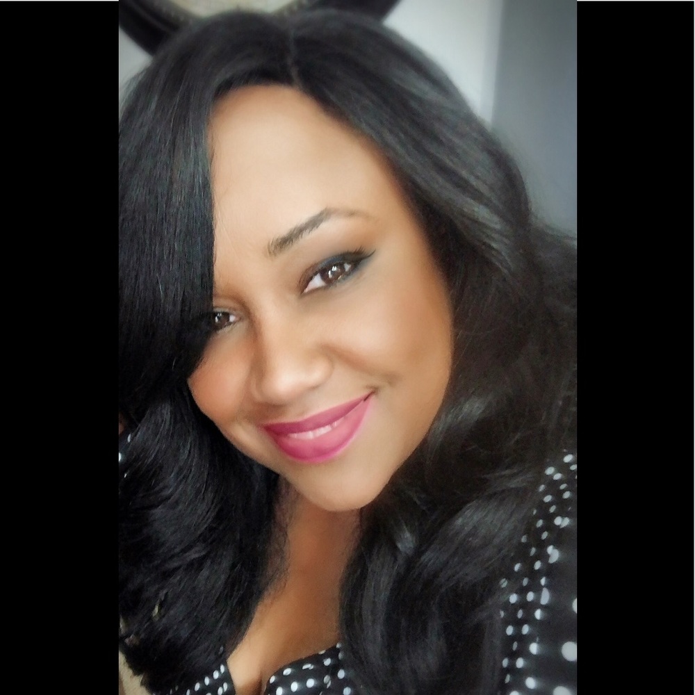 Meet your Posher, Charlene, Mint Mode Treasures